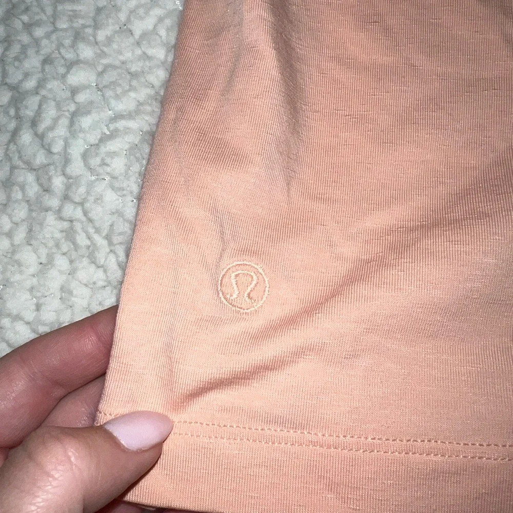 🍊lululemon basic tee🍊 - Picture 4 of 4